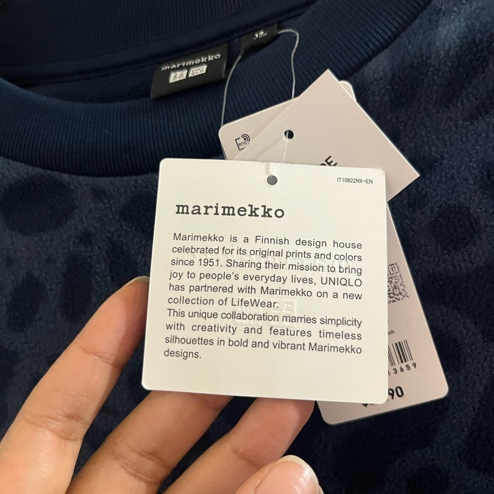 Uniqlo marimekko kids Navy Floral Pattern Long Sweatshirt Dress - Picture 5 of 6